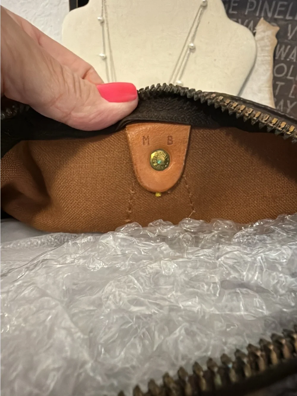 Authenticated April 1984 gorgeous Louis Vuitton Speedy 35